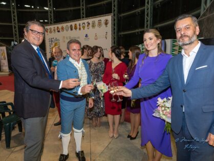 Gran acogida de la Exposición de Maquetas y Bocetos de las comisiones de Federación de Fallas 1A